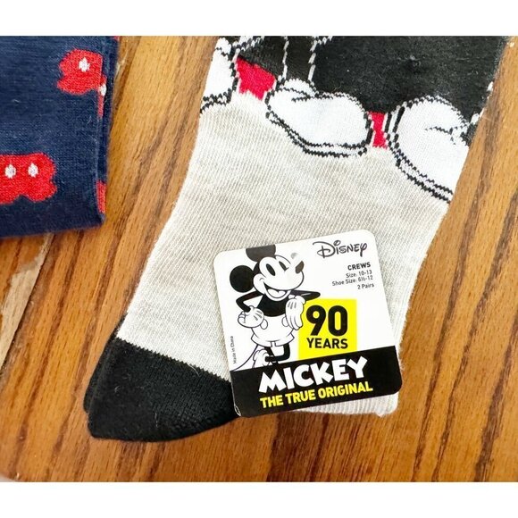 Lot of Men's Disney Mickey Mouse 90 Years Socks NEW NWT - Picture 4 of 5